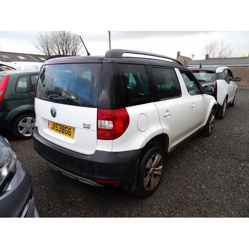 3 - A 2013 Skoda Yeti Elegance G-Line II 1.6 TDi SUV J153866 (diesel/manual), odometer reading 92,152 mi... 