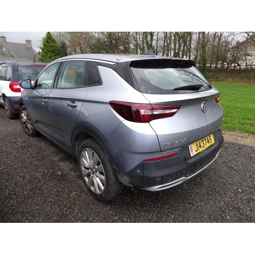 4 - A 2021 Vauxhall Grandland X 1.2 Turbo Elite SUV J143745 (petrol/manual), odometer reading 31,998 mil... 