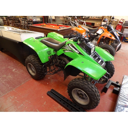 211 - A Kawasaki XFX 250 quad bike