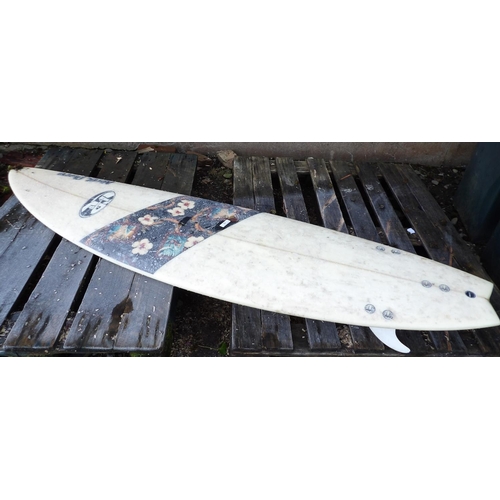 54 - A North Shore surfboard (6'5