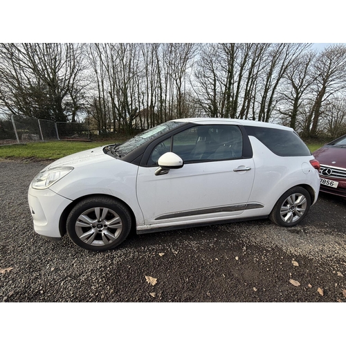 2 - A 2012 Citroen DS3 1.6 VTi D-Style three door hatchback J80992 (petrol/manual), odometer reading 86,... 