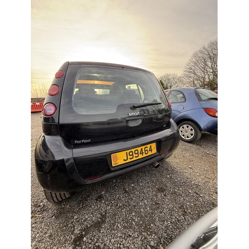 8 - A 2004 Smart ForFour Pulse 1.5 five door hatchback J99464 (petrol/manual), odometer reading 118,797 ... 