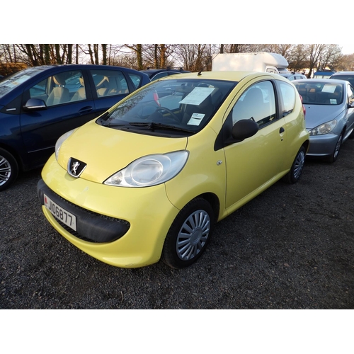 10 - A 2007 Peugeot 107 Urban Lite 1.0 three door hatchback J106877 (petrol/manual), odometer reading 56,... 