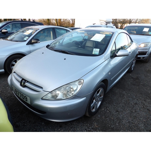 11 - A 2004 Peugeot 307 CC 2.0 coupe convertible J97709 ()petrol/automatic), odometer reading 63,920 mile... 