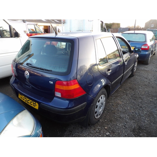 14 - A 2001 Volkswagen Golf SE 1.6 five door hatchback J35228 (petrol/manual), odometer reading 56,918 mi... 