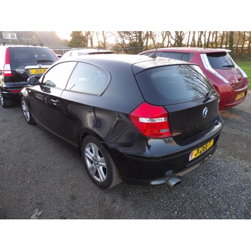 6 - A 2010 BMW 118i SE 2.0 three door hatchback (petrol/manual), odometer reading 66,124 miles