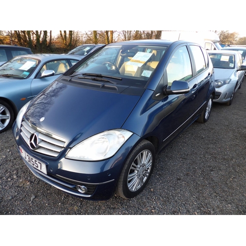 7 - A 2010 Mercedes-Benz A180 Elegance SE 1.7 five door hatchback J31557 (petrol/automatic), odometer re... 