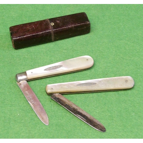 191 - Two silver bladed and mother of pearl fruit knives