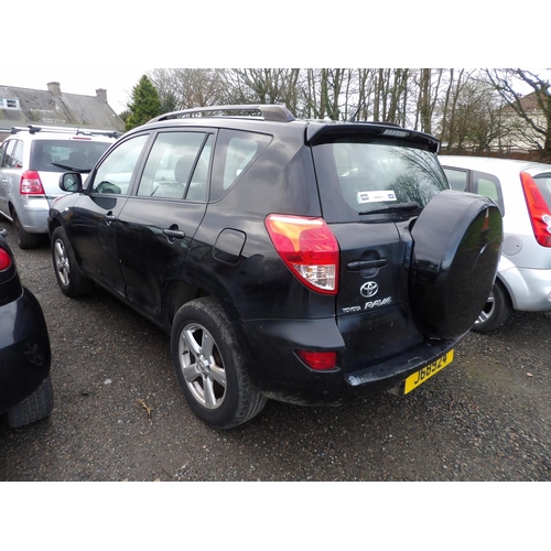 10 - A 2006 Toyota RAV4 XT3 2.0 SUV J68924 (petrol/automatic), odometer reading 119,045 miles