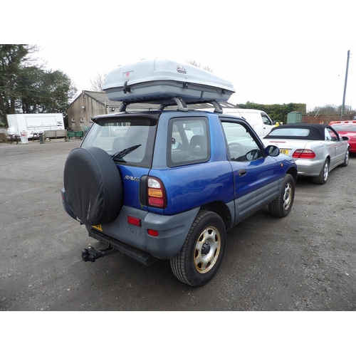 13 - A 1996 Toyota RAV4 GS 2.0 SUV J82751 (petrol/manual), odometer reading 85,995 miles