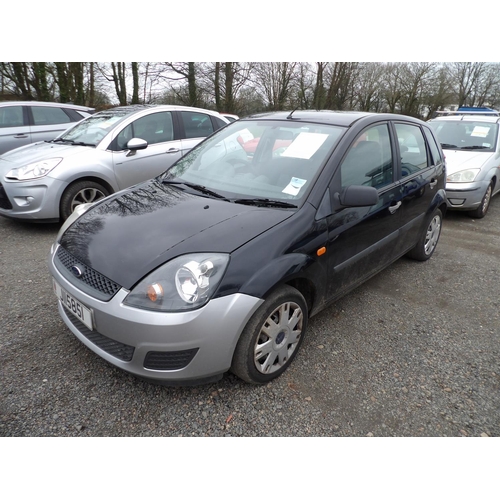 8 - A 2008 Ford Fiesta Style Climate 1.4 five door hatchback J115851 (petrol/manual), odometer reading 9... 