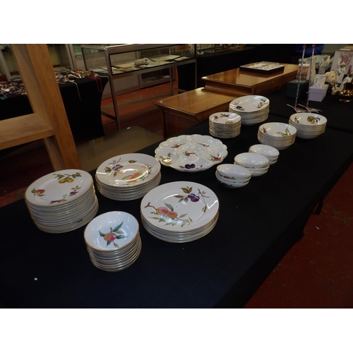 251 - A range of Royal Worcester Evesham table ware