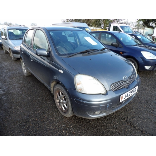 12 - A 2004 Toyota Yaris Blue 1.3 five door hatchback J42958 (petrol/manual), odometer reading 51,007 mil... 