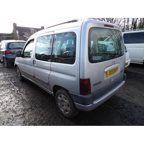 13 - A 2002 Citroen Berlingo Forte Multispace 1.6 MPV J100985 (petrol/manual), odometer reading 139,621 m... 