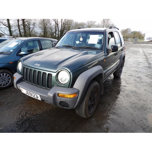 17 - A 2001 Chrysler Jeep Cherokee 2.5 CRD Sport SUV J69123 (diesel/manual), odometer reading 105,325 mil... 