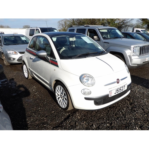 4 - A 2012 Fiat 500 by Gucci SGE 0.9 three door hatchback J51527 (petrol/automatic), odometer reading 59... 