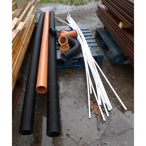 27 - Assorted lengths of water and drain pipe, conduit etc.