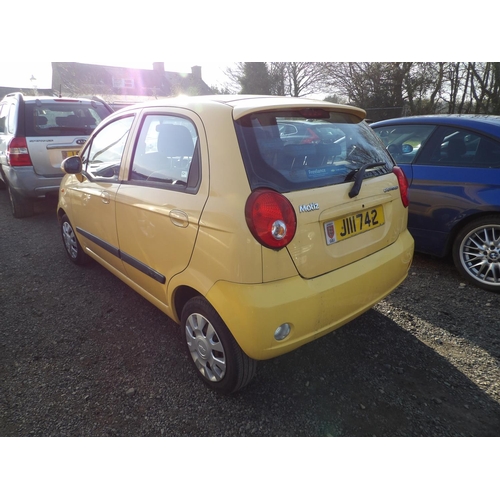 12 - A 2007 Chevrolet Matiz 1.0 SE five door hatchback J111742 (petrol/manual), odometer reading 17,759 m... 