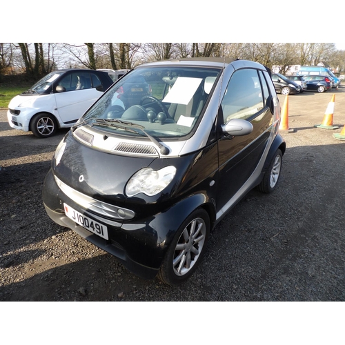 13 - A 2006 Smart Passion 0.7 convertible J100491 (petrol/CVT), odometer reading 40,982 miles