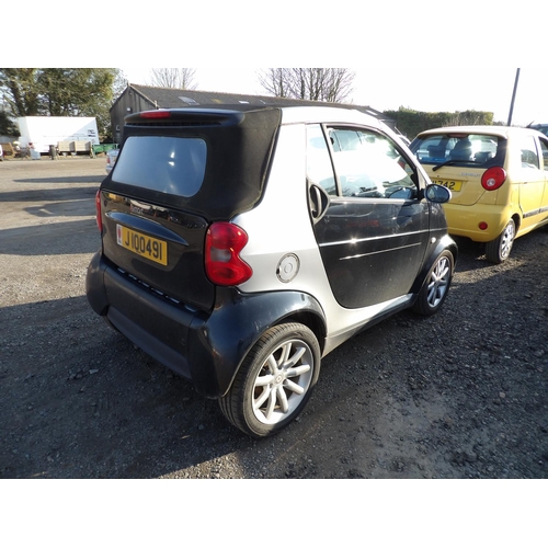 13 - A 2006 Smart Passion 0.7 convertible J100491 (petrol/CVT), odometer reading 40,982 miles