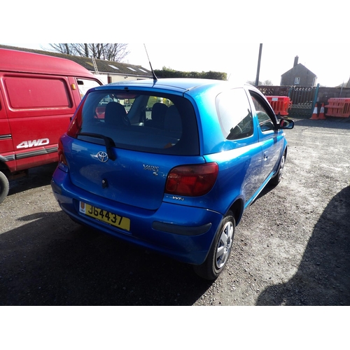 13 - A 2003 Toyota Yaris T2 1.0 three door hatchback J64437 (petrol/manual), odometer reading 49,436 mile... 