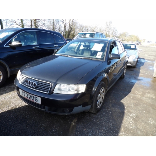 14 - A 2002 Audi A4 Avant 1.9 TDi estate J73206 (diesel/manual), odometer reading 62,631 miles