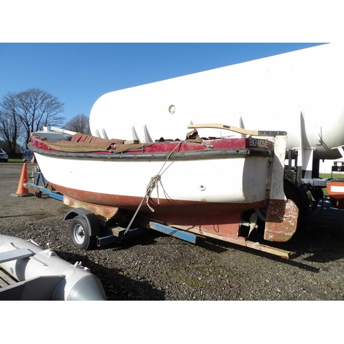 22 - A Plymouth Pilot 18' boat 