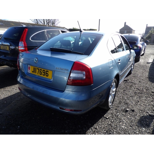 8 - A 2011 Skoda Octavia SE 1.6 five door hatchback J117696 (petrol/manual), odometer reading 54,885 mil... 