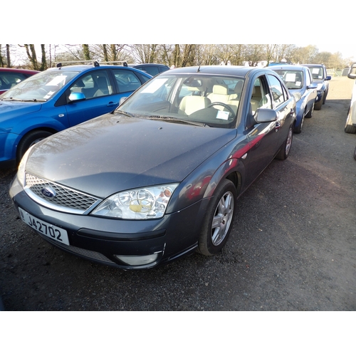 15 - A 2005 Ford Mondeo 2.0 TDCi left hand drive five door hatchback J42702 (diesel/manual), odometer rea... 