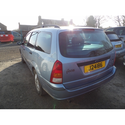 18 - A 2004 Ford Focus LX 1.6 estate J24186 (petrol/manual), odometer reading 126,734 miles