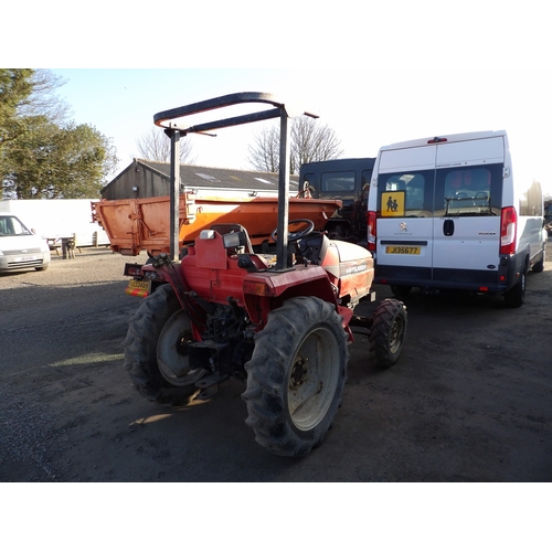 25 - A Mitsubishi MT2600 26hp four wheel drive tractor, odometer reading 1,729 hours