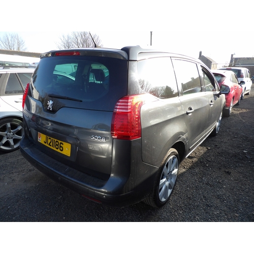 8 - A 2012 Peugeot 5008 Allure 1.6 HDi MPV J121186 (diesel/manual), odometer reading 72,444 miles