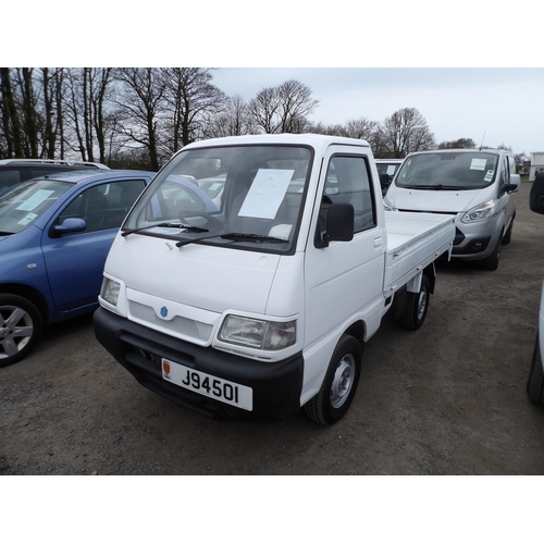 16 - A 2004 Piaggio Porter 1.4 pick-up J94501 (diesel/manual), odometer reading 52,965 miles - refurbishe... 