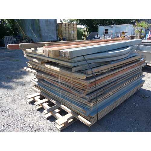 Lot 32        