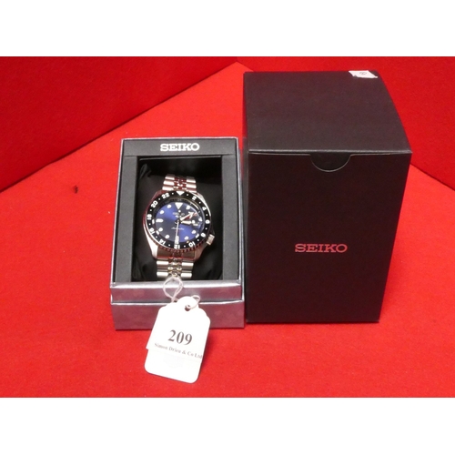 209 - A Seiko automatic GMT stainless steel wristwatch - new