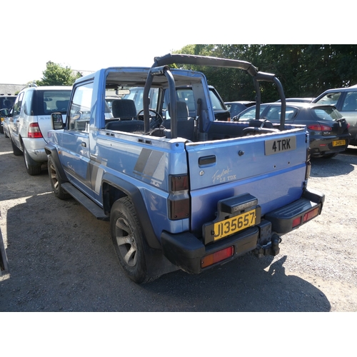 22 - A 1993 Daihatsu FourTrak TDX 2.8 TDi SUV J135657 (diesel/manual), odometer reading 86,670 miles