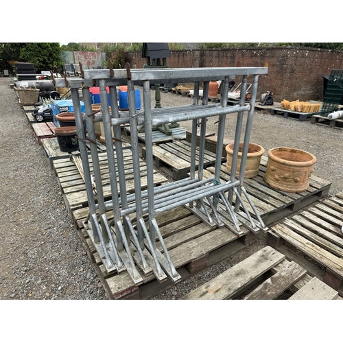 90 - Six galvanised building trestles