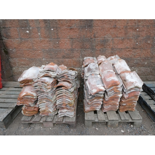 87 - A quantity of traditional Jersey pantiles