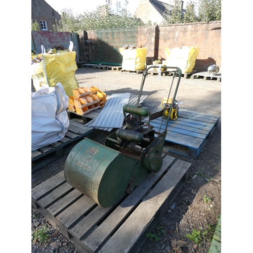 107 - A vintage Atco cylinder lawn mower
