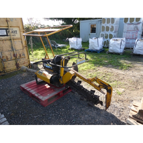 Lot 32        