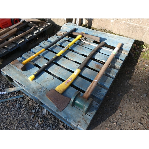 70 - Four hand tools