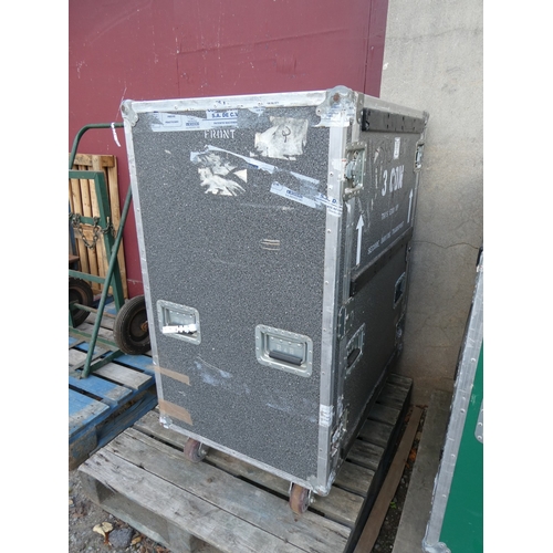 91 - A flight/road case