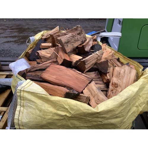80 - A bulk bag of logs