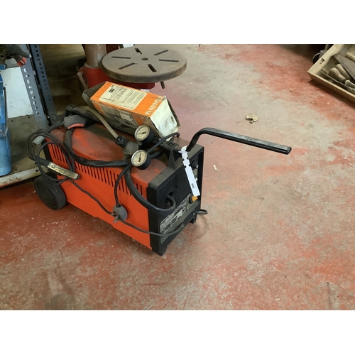108 - A Sealey Mightymig 150XT welder