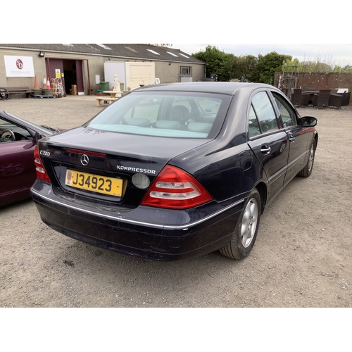 22 - A 2002 Mercedes-Benz C200 Kompressor Elegance 1.8 four door saloon J34923 (petrol/manual), odometer ... 