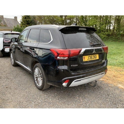 7 - A 2018 Mitsubishi Outlander 4h PHEV SUV J36361 (hybrid electric/automatic), odometer reading 55,759 ... 