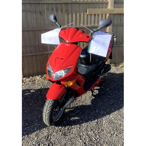 4 - A 1999 Peugeot Speedfight 100 scooter J13427, odometer reading 1,395 kilometres only - current DVS C... 