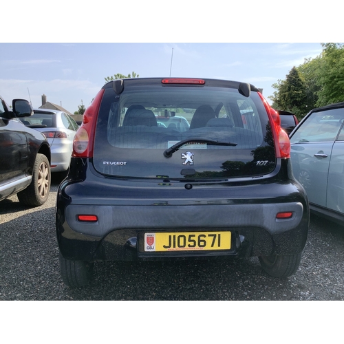 10 - A 2008 Peugeot 107 Urban 1.0 five door hatchback J105671 (petrol/automatic), odometer reading miles ... 