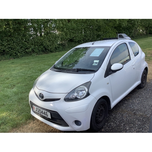 4 - A 2012 Toyota Aygo Ice 1.0 three door hatchback J120446 (petrol/manual), odometer reading 52,180 mil... 
