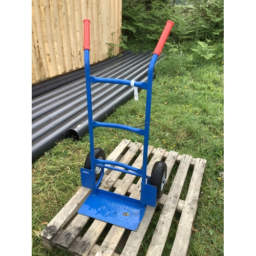 71 - A sack truck